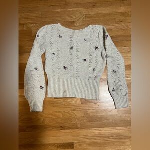 Beautiful Abercrombie girl sweater Size 11/12